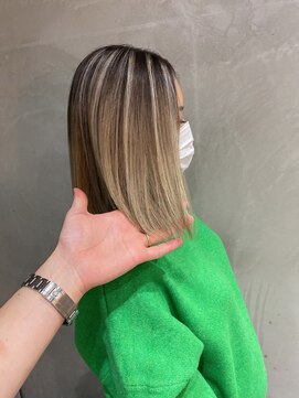 メリー(merry craftsman's factory) 外国人風バレイヤージュ、ハイライトカラーアッシュグレージュ