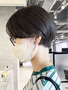 アイティーバイアルバム 松戸店(IT by ALBUM) ダークショート_グレージュカラーボブウルフ_ba411841