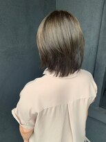 ニュートライズ(NEUTRIZE) 白髪ぼかしボブ