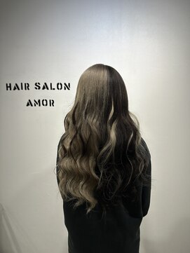 アモル 高田馬場店(Amor) 伝説のツートンカラー