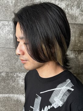 ヒュイル バイ ニアウ(Hwyl by Niau) メンズマッシュパーマニュアンスパーマスパイラルパーマ刈り上げ