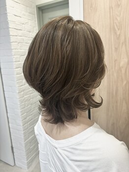 フィーカ(fika)の写真/92%天然由来のオーガニックカラーで、髪に優しくうるツヤ美髪に◎お得なクーポンもご用意しております♪