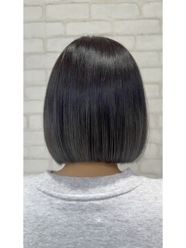 ビスイル 秋葉原店(Vis ill) 大人可愛いグラデーションカラー