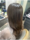 アディクシーカラー×エメラルドベージュ