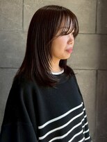 ディスコネクト(DISCO-N-NECT) レイヤーカット 顔周りカット ミディアムレイヤー 20代 艶髪