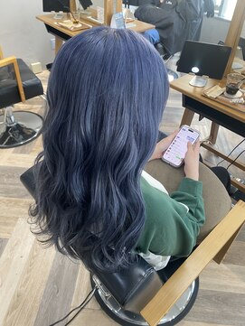マーレ(MARLE./) 韓国風ネイビーグレー☆艶髪ダブルカラーで推し活・モードヘア