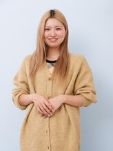 【LUA】（カラーリスト） 柔らかいベージュカラーで作る、ふんわり女性らしい雰囲気