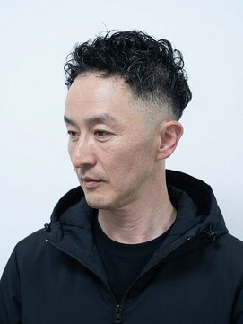 ヨシザワインク ハコザキ 水天宮前 日本橋人形町(YOSHIZAWA Inc.HAKOZAKI) お洒落感UP！フェード風刈り上げ×無造作パーマ
