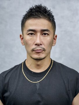 トラスト ザ バーバー 東京駅八重洲店(TRUST the Barber) ソフトモヒカン/フェード/バーバースタイル
