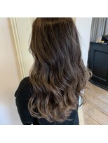 ヴィコロ(vicolo) 外国人風グレージュハイライト