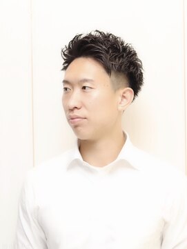ヘアーアンドグルーミング ヨシザワインク(HAIR&GROOMING YOSHIZAWA Inc.) 【ヨシザワ人形町】くせ毛風パーマツーブロックメンズビジネス