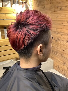 ネスタ ヘアー グラウンド(NESTA hair ground) 刈り上げショート×レッドカラー
