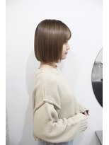 簡単スタイリング！大人可愛いショートヘア！前髪あり