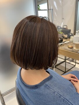 ワン 横浜(ONE005) 白髪をぼかして明るいカラーに！白髪ぼかしハイライト！