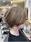 30代40代50代/くびれショート/ハイライト/ハイトーンカラー
