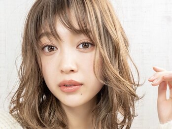シド 表参道(s.i.d)の写真/透き通るような透明感×レイヤーカットでお洒落を演出。髪質を見極めてあなただけのナチュラルスタイルに！