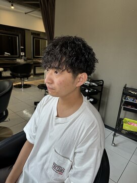 アイズ 海老名(AIZU) ツイストスパイラルパーマ　ツイストパーマ　メンズパーマ