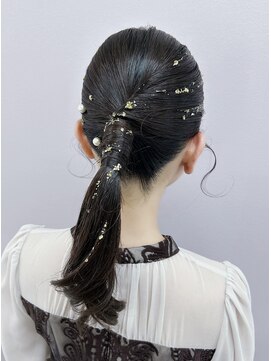 プルクラ ロッポンギ(Pulchra ROPPONGI) 金箔・パール・ポニーテールスタイル