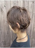 くびれショート×ニュアンスパーマ