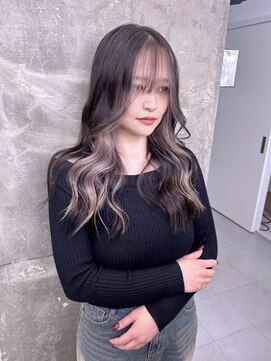 キング 心斎橋店(K!ng) ハイライトカラーミルクティーベージュレイヤーカット