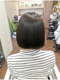 ミディアムストレートボブ