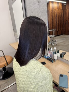 Ribbon Straight×艶感美容液care【表参道/縮毛矯正】