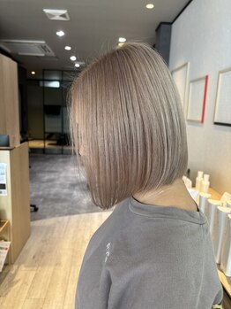 ルポ(repos)の写真/ダメージも怖くない!ケアブリーチ×ダブルカラーで実現する、艶めく透明感カラー体験