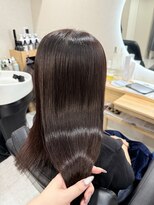 フィー 南越谷2号店(fee)&nbsp;ツヤツヤ暗髪カラー