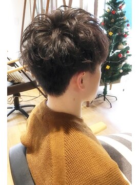 ウルム 蕨西口(ULUM) おしゃれボーイなさり気なさ  ウェーブショート