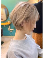 ベラ(Bella)&nbsp;《Bella吉祥寺》ホワイトグレージュ/クールショート