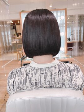 ネオリーブアイム 横浜西口店(Neolive aim) 艶髪になれる美髪改善酸性ストレート ぱつっとボブ【近藤】横浜