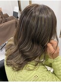 ハイライト_ミルクティーブラウン_立体感_ブリーチ_36