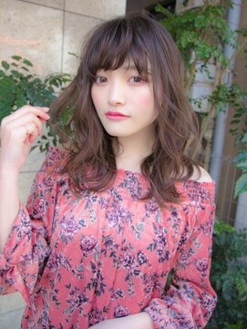 ルティア(Lutia) 愛されモカベージュ