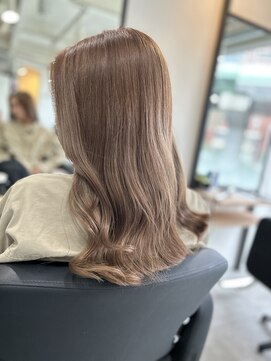 ラフ 難波店(LAFF) #黒髪#ボブルフ#ネビージュ#小顔#ワンレン