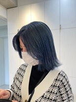 【川辺晴加】顔周りレイヤーの入ったミディアムに寒色系カラー