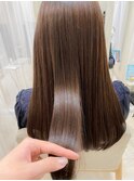 ダークアッシュグレージュカラー　フェミニンロングブリーチなし