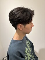 リリアーナ(LILIANA)&nbsp;センターパート　ニュアンスパーマ　カルマパーマ　メンズ