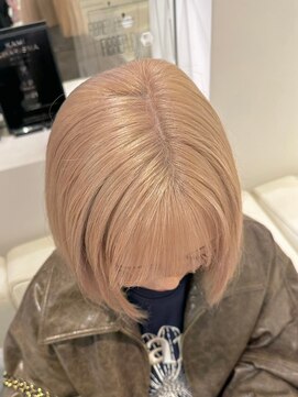 ベレーザ 渋谷(BELEZA) 8724渋谷ブロンドホワトアッシュハイトーンカラーボブ韓国ヘア