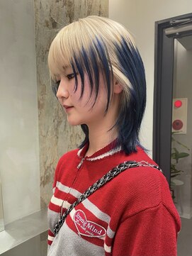 ソル 栄矢場町(SOL) ウルフカットルーツカラーブルーカラーレイヤーカット