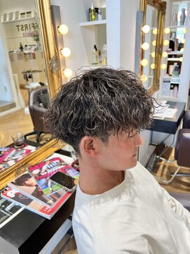 コワファースト  させぼ五番街店(COIFF1RST) 波巻きパーマ×マッシュ☆