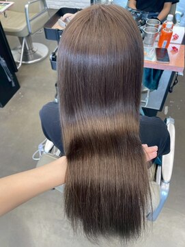 ディフィーノ 青山(DIFINO) 【DIFINO　青山】透明感ブラウングレージュ/ツヤ髪ストレート