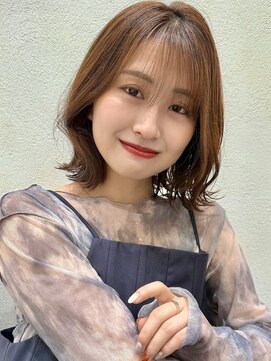 ステアケース 武蔵小杉店(stair:case) 外ハネボブ大人ガーリーくびれへア薄め前髪マロンベージュ