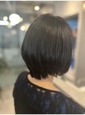 ショートボブ