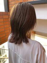 コモレビ(komorebi)&nbsp;【嶋崎翔】脱白髪染め×ミディアムレイヤー