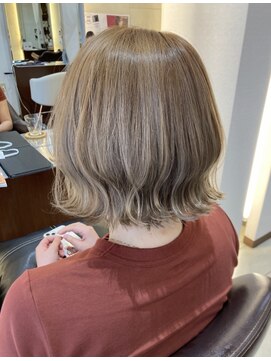 ライラ(RaiRa) ベージュカラー