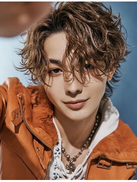 アストラ(ASTRA) MEN’S HAIR/波巻きツイストスパイラル/リバースセンターパート