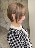 横顔美人ショート