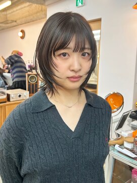 エルム 府中(yelm) ワンカラーでできる透明感オリーブベージュカラーとボブレイヤー