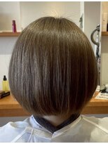ミルキィ 五条店&nbsp;ショート/ベージュ/ブラウン/50代/40代/うねり/ボブ/細毛/広がり