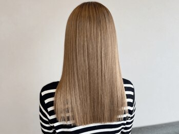 グラムアッシュ(GLAM ASH)の写真/《HOT PEPPER Beauty AWARD BEST SALON SILVER受賞》本物の髪質改善ストレート・縮毛矯正が口コミ高評価